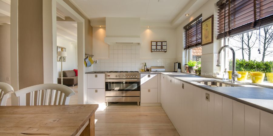 The Ultimate Guide to Deep Cleaning Your Kitchen